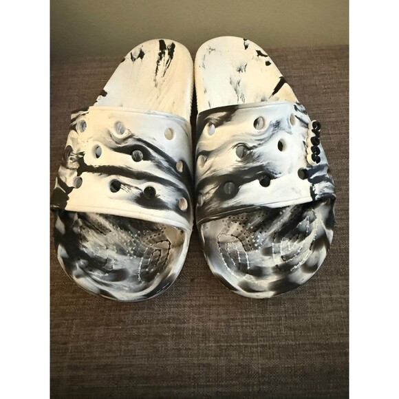 Crocs Marbled Slides (Black/White) Men’s Size 8 Women’s Size 10 - Picture 7 of 7